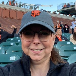 Meet your Posher, Lori